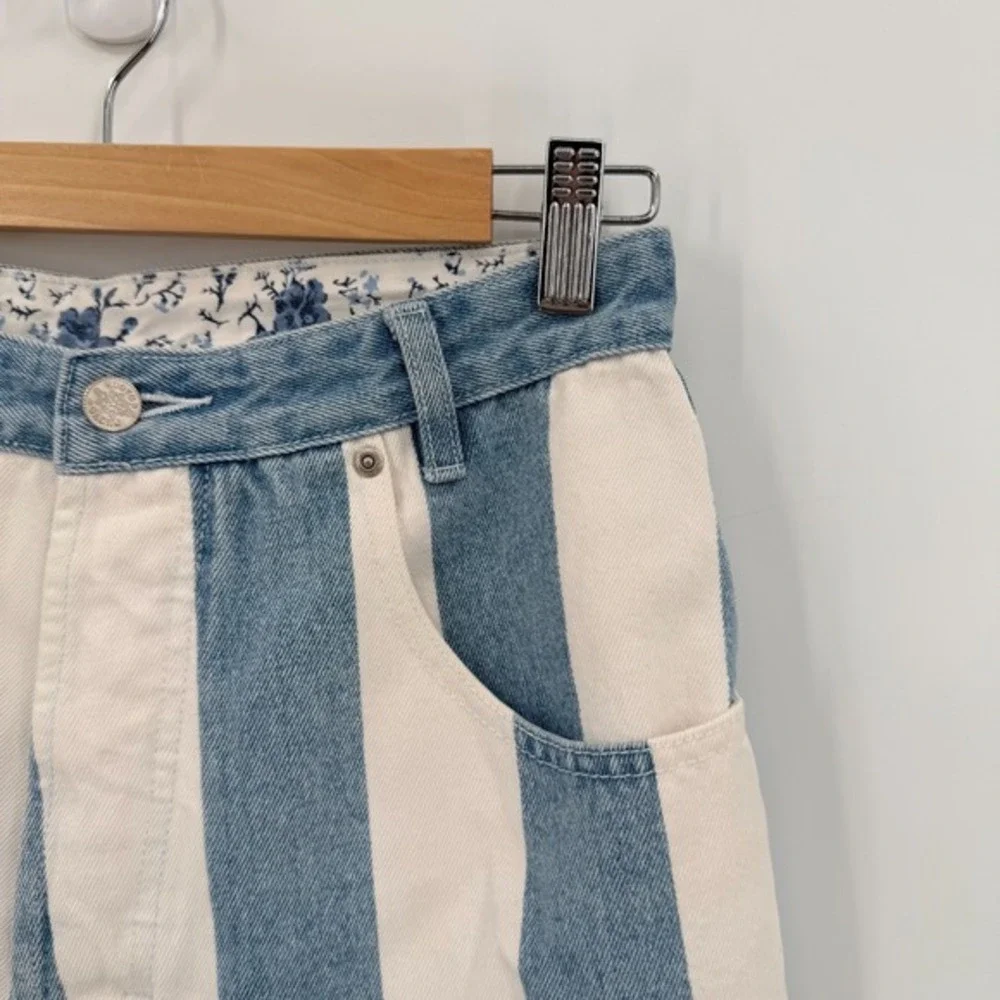 Vintage Womens Blue White Striped Cut Off High Waist Shorts Size 11/12 90's